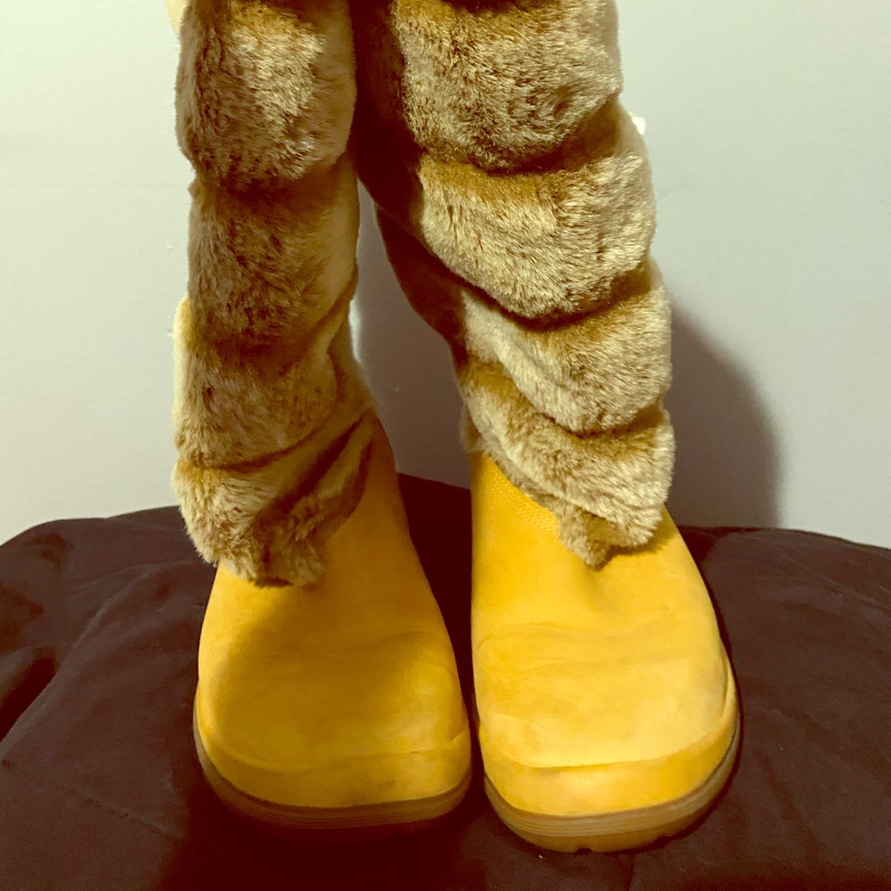 Timberland tall boots with fur authentic no box